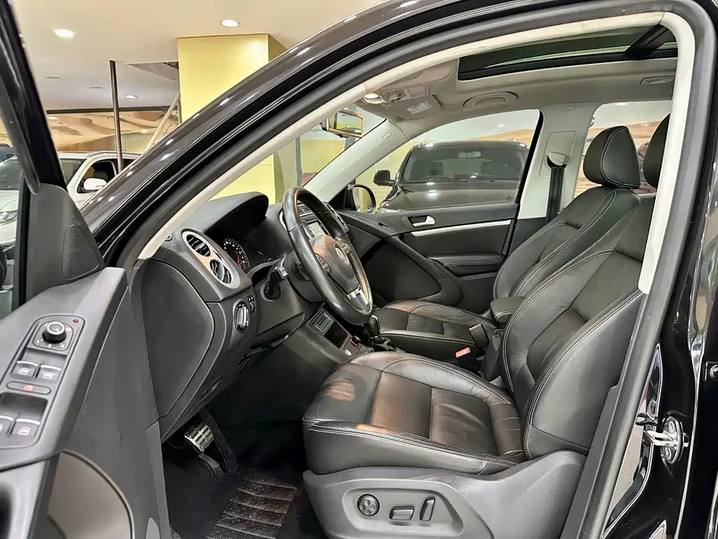 Volkswagen Tiguan — миниатюра 8