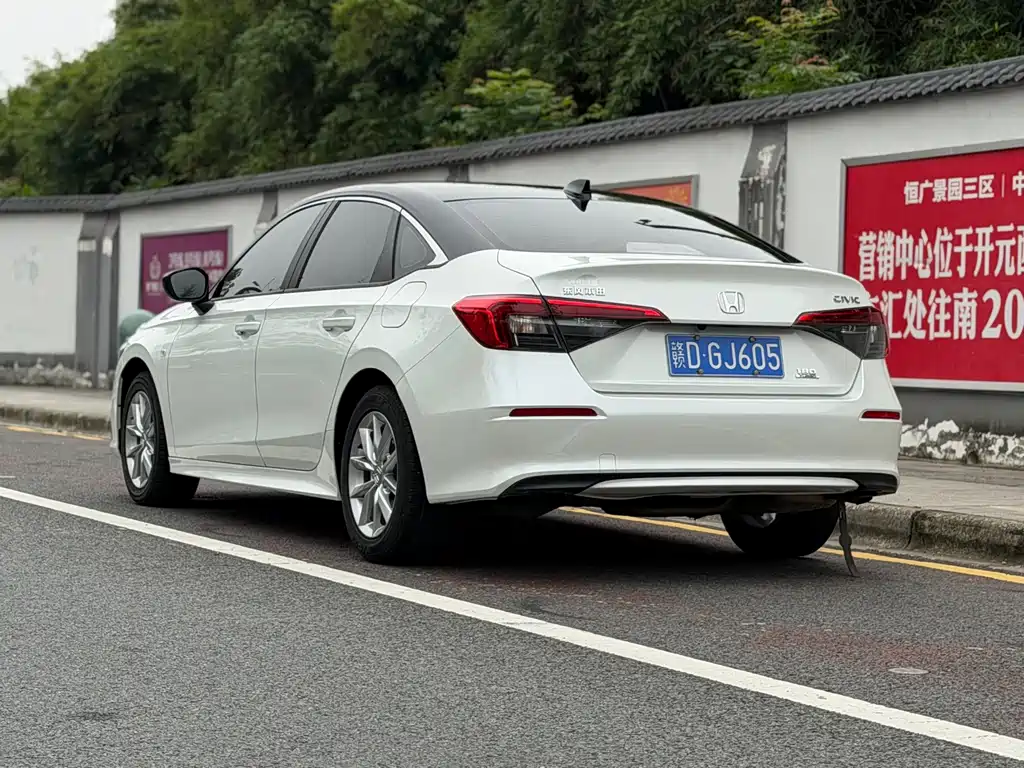 Honda Civic — миниатюра 6