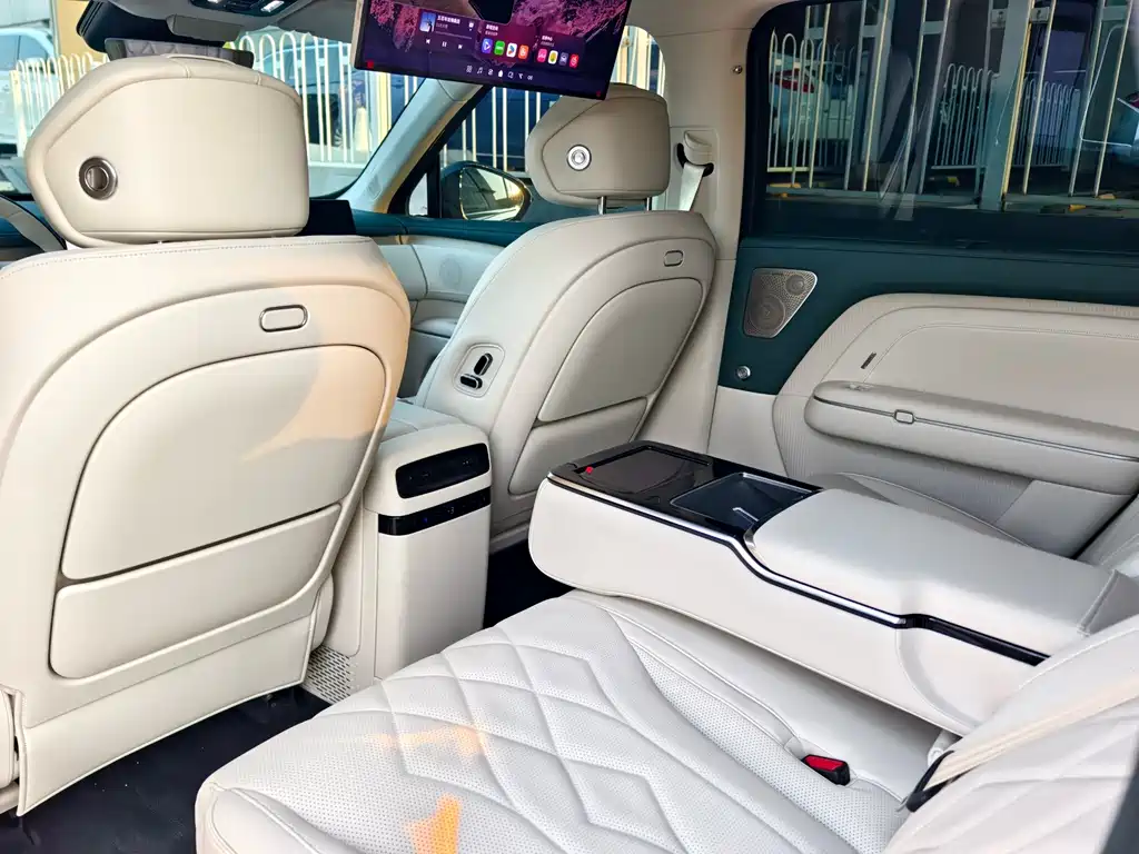 VOYAH Taishan X8 — миниатюра 21