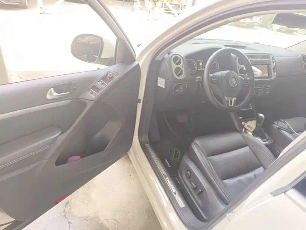 Volkswagen Tiguan — миниатюра 16