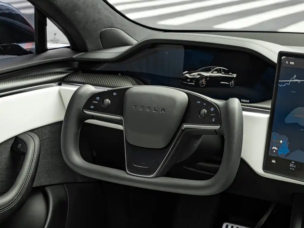Tesla Model S 2023 Plaid