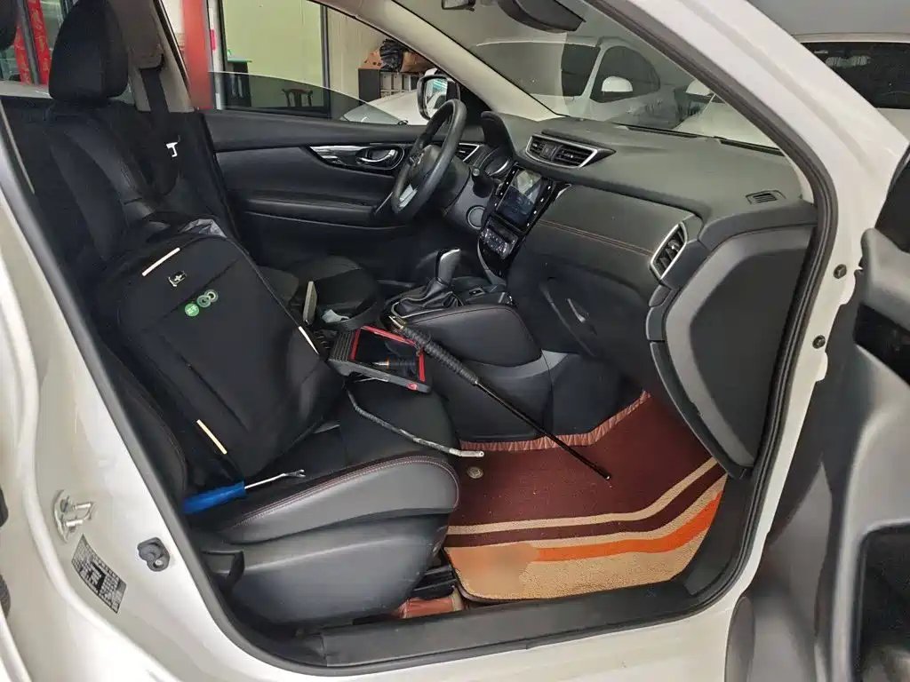 Nissan Qashqai — миниатюра 25