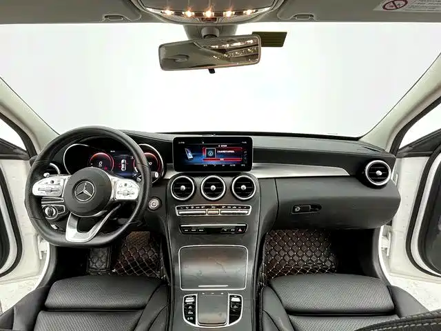 Mercedes-Benz C-Class — миниатюра 9