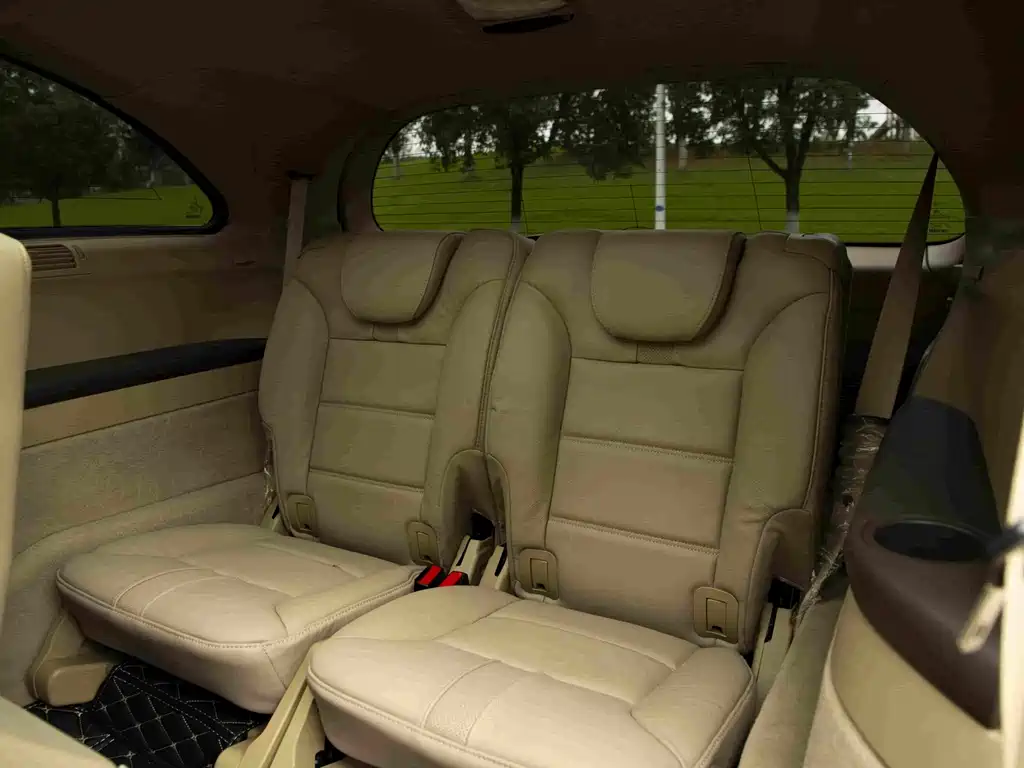Mercedes-Benz R-Class — миниатюра 13