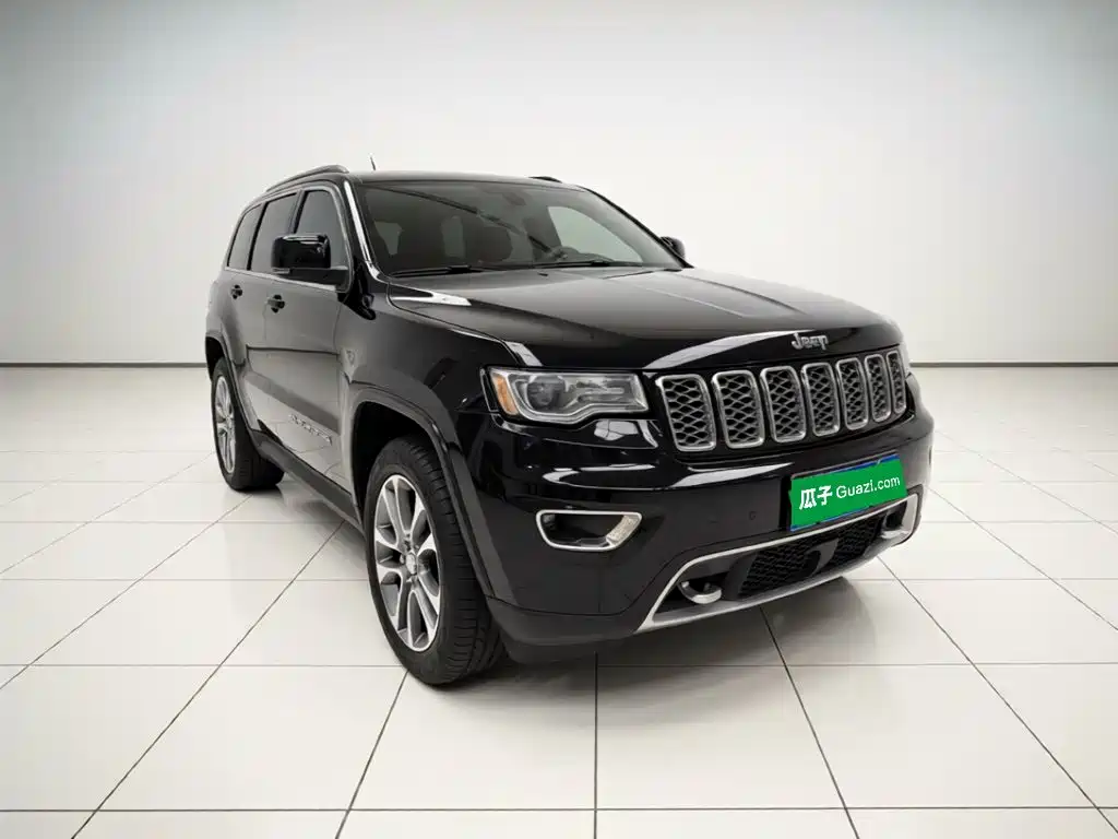 Jeep Grand Cherokee (Import) — миниатюра 3