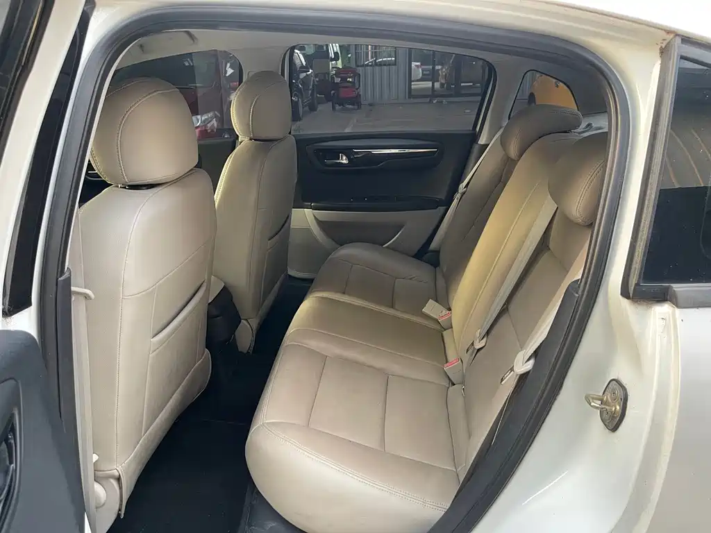 Citroen C-Quatre Sedan 1.6L Auto Class Fashion Type, фото 6