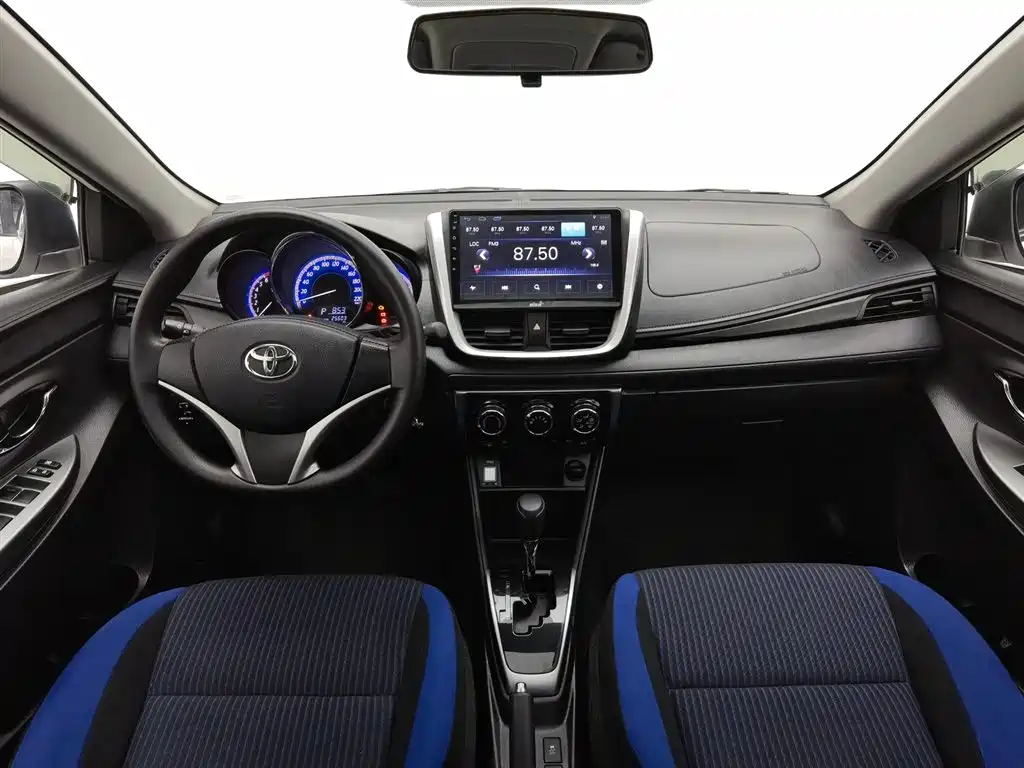 TOYOTA YARIS L ZHIXUAN