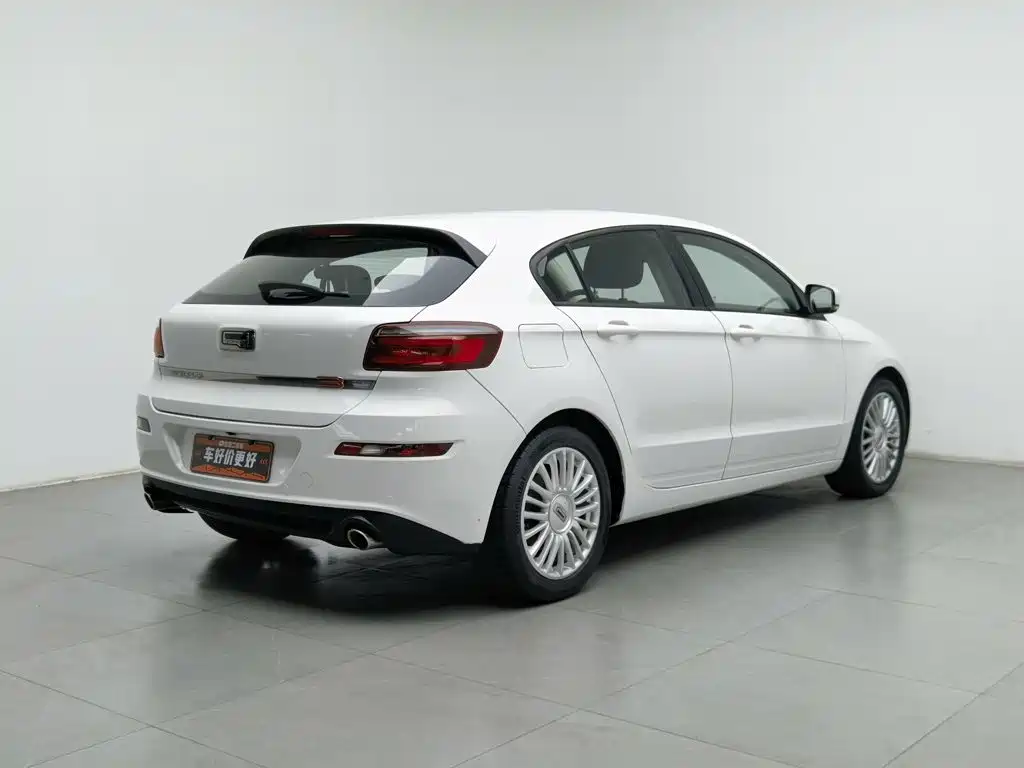 Qoros Qoros 3 — миниатюра 2