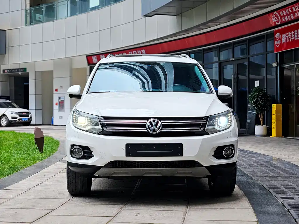 Volkswagen Tiguan — миниатюра 3