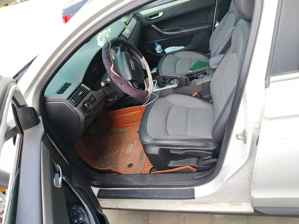 Qoros Qoros 3 — миниатюра 16