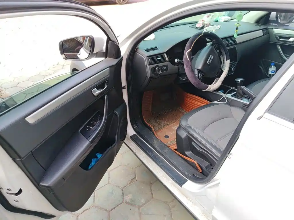 Qoros Qoros 3 — миниатюра 17