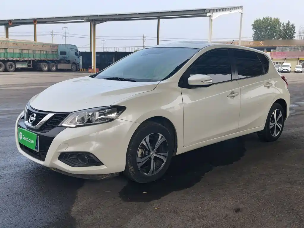 Nissan Tiida — миниатюра 2