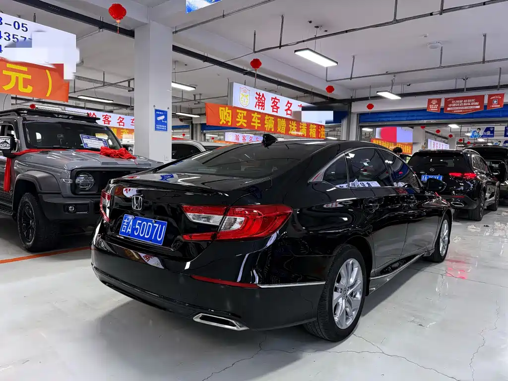 Honda Accord — миниатюра 7