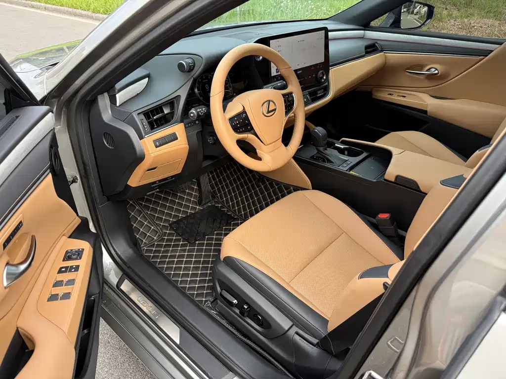 Lexus ES — миниатюра 7