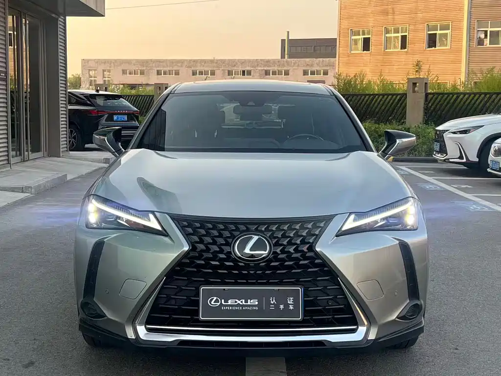 Lexus UX — миниатюра 2