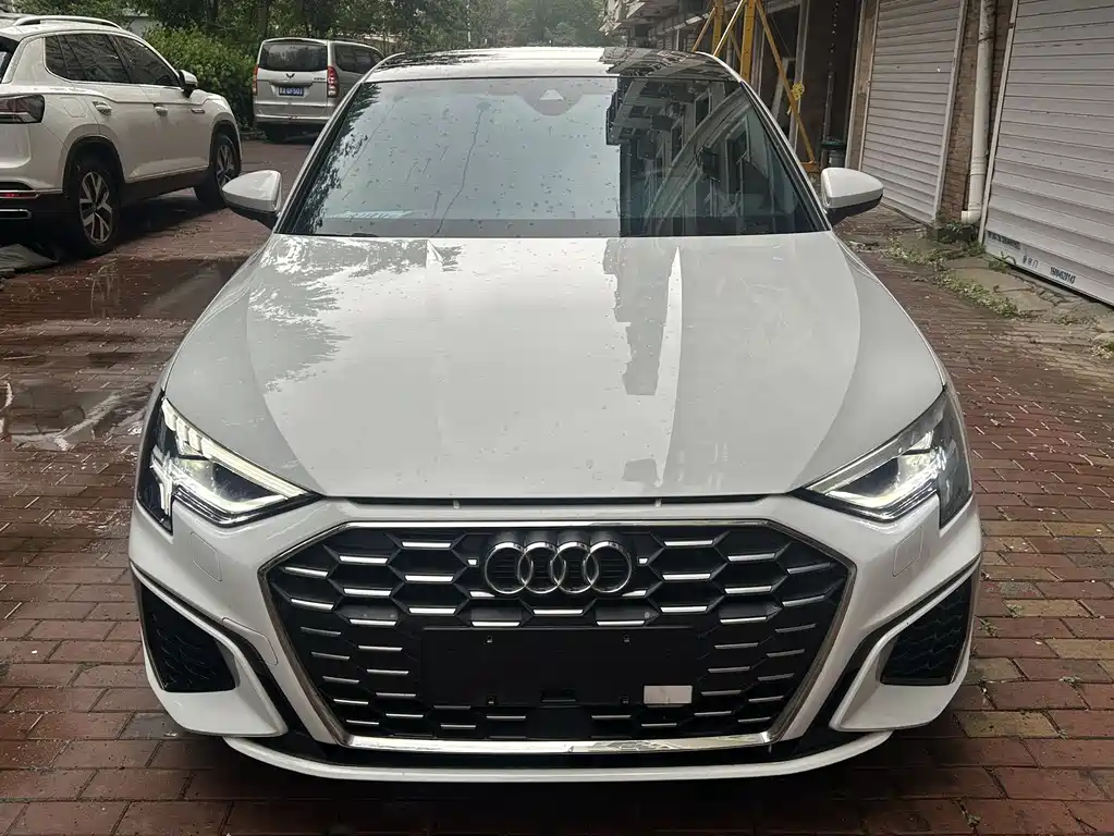 Audi A3 2023 Sportback 35 TFSI Fashion Sport