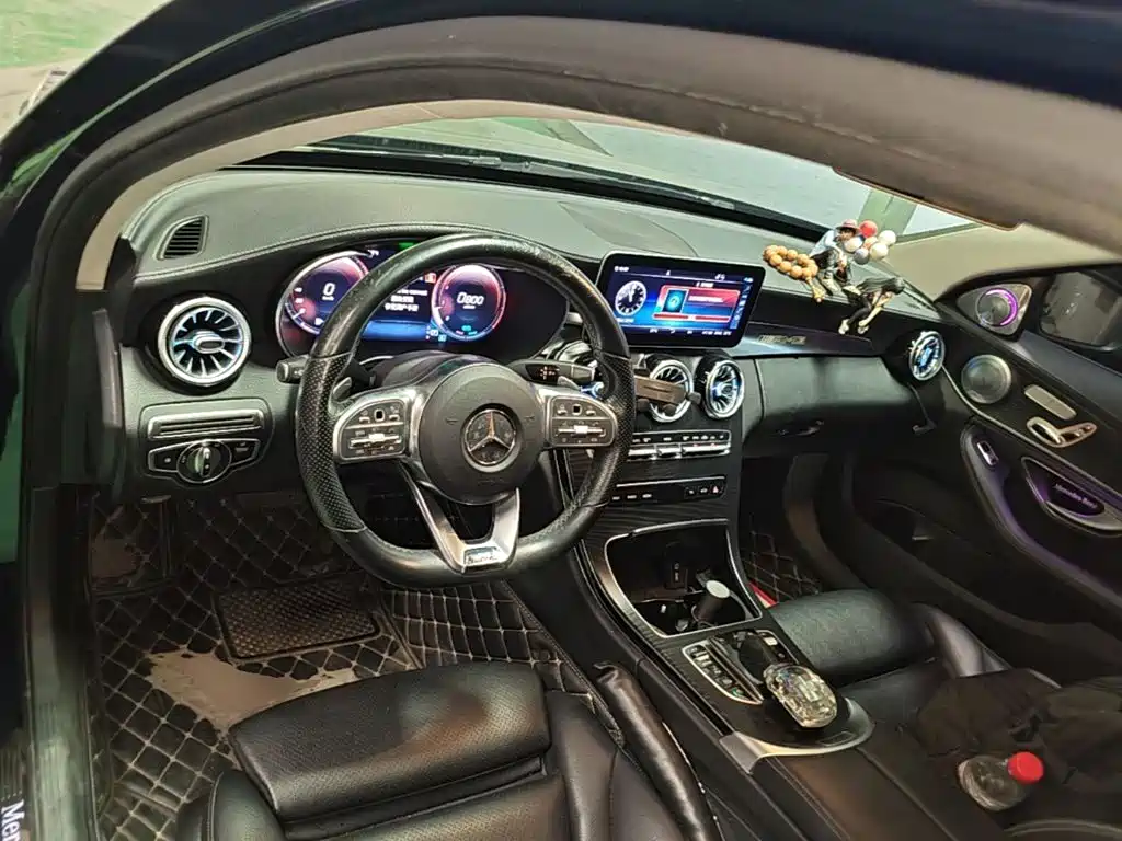 Mercedes-Benz C-Class — миниатюра 10
