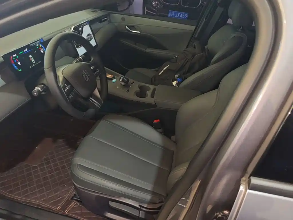 BYD Qin PLUS — миниатюра 15