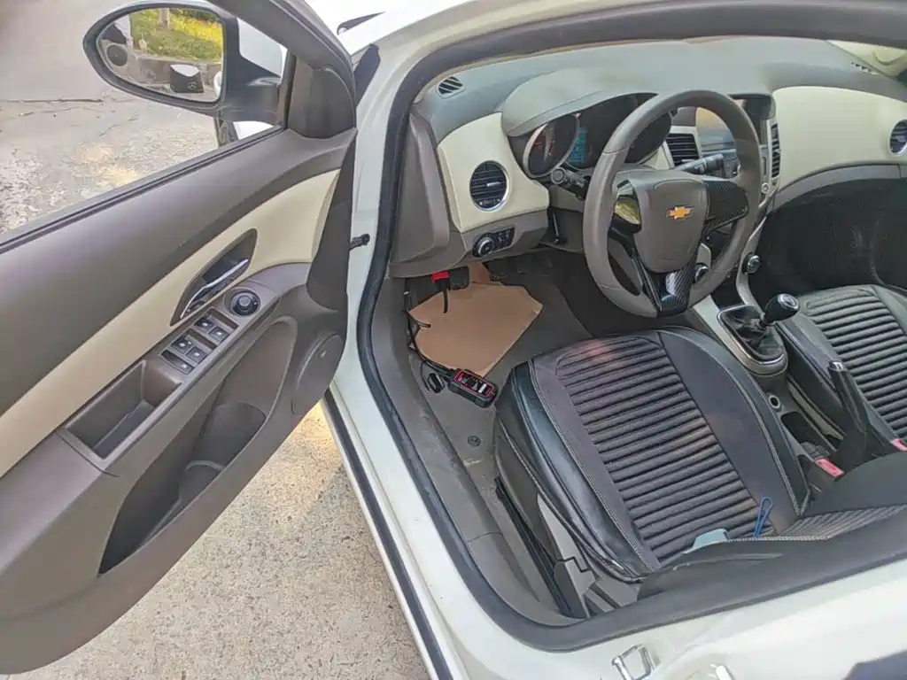 Chevrolet Cruze — миниатюра 16