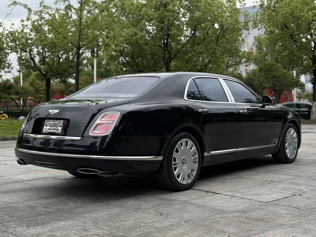 Bentley Mulsanne — миниатюра 4