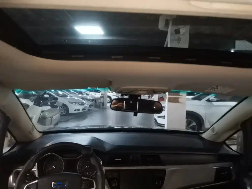 Geely Vision X3 — миниатюра 18