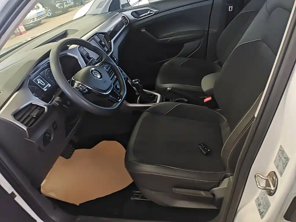 Volkswagen T-Cross — миниатюра 15