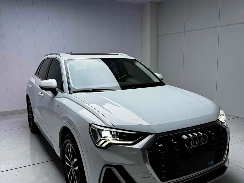 Audi Q3 — миниатюра 2
