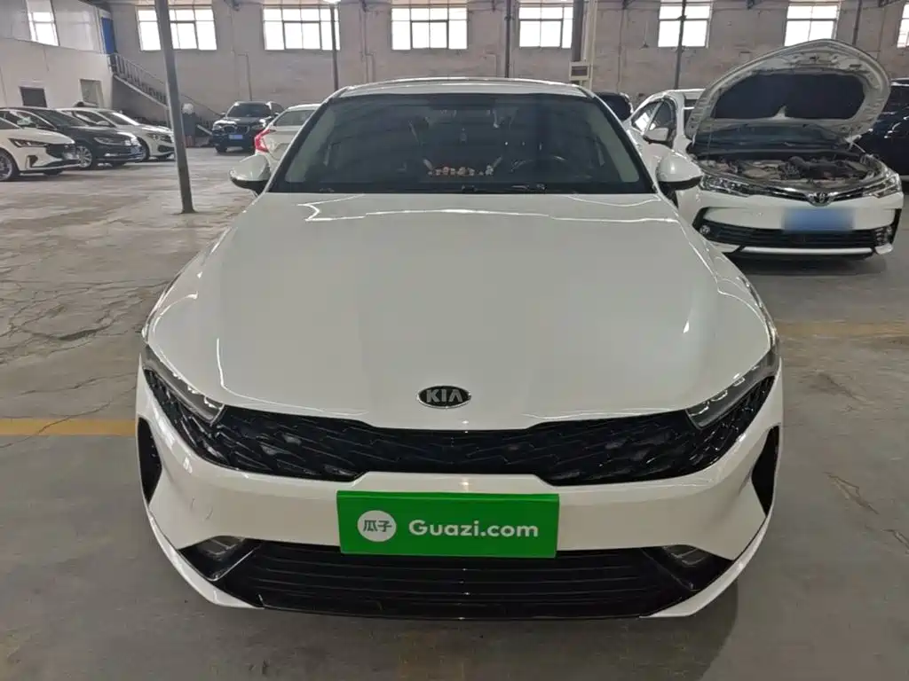 Kia K5 — миниатюра 3