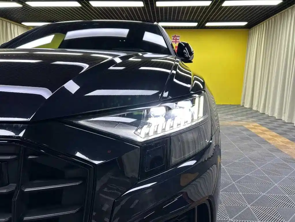 Audi Q8 — миниатюра 7
