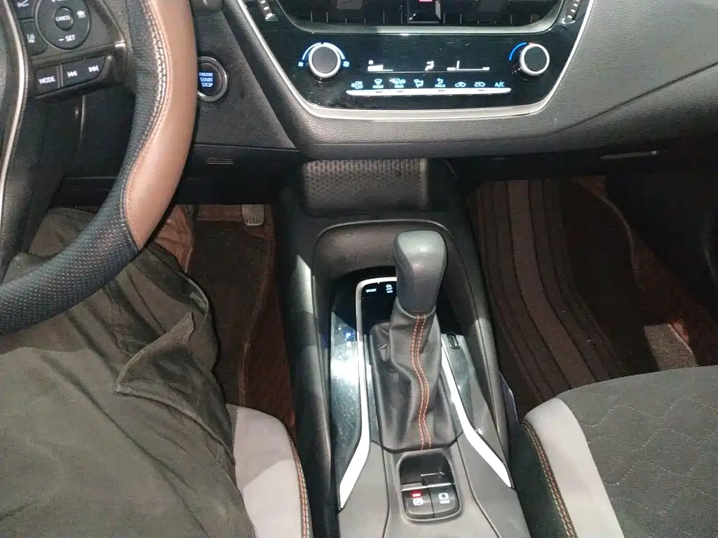 Toyota Corolla — миниатюра 14