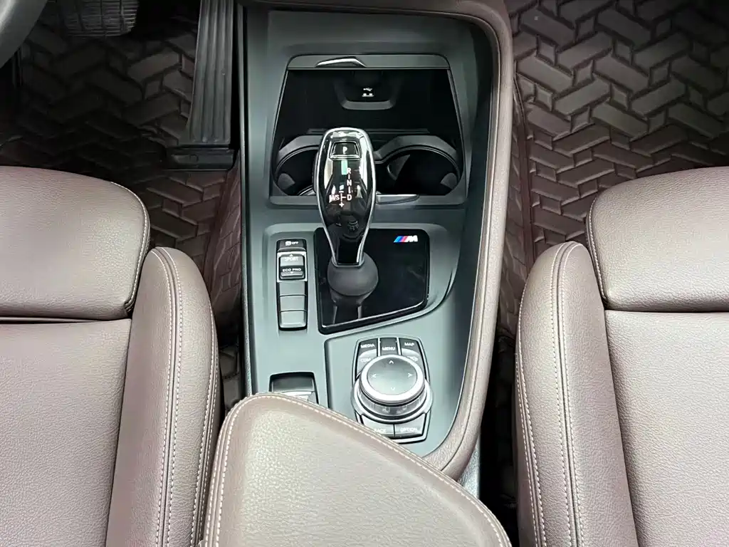 BMW X1 — миниатюра 10