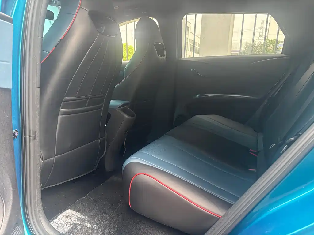 BYD Dolphin — миниатюра 8