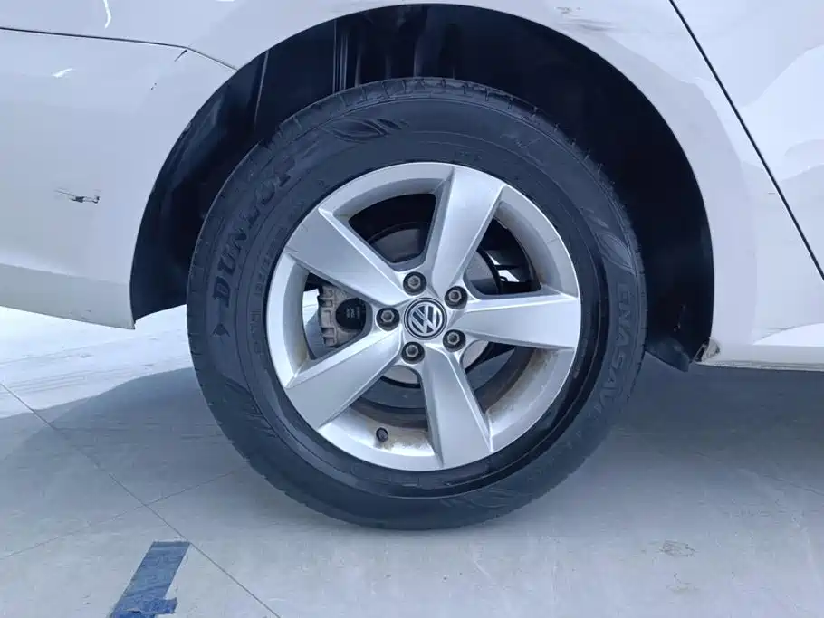 Volkswagen Lavida — миниатюра 6