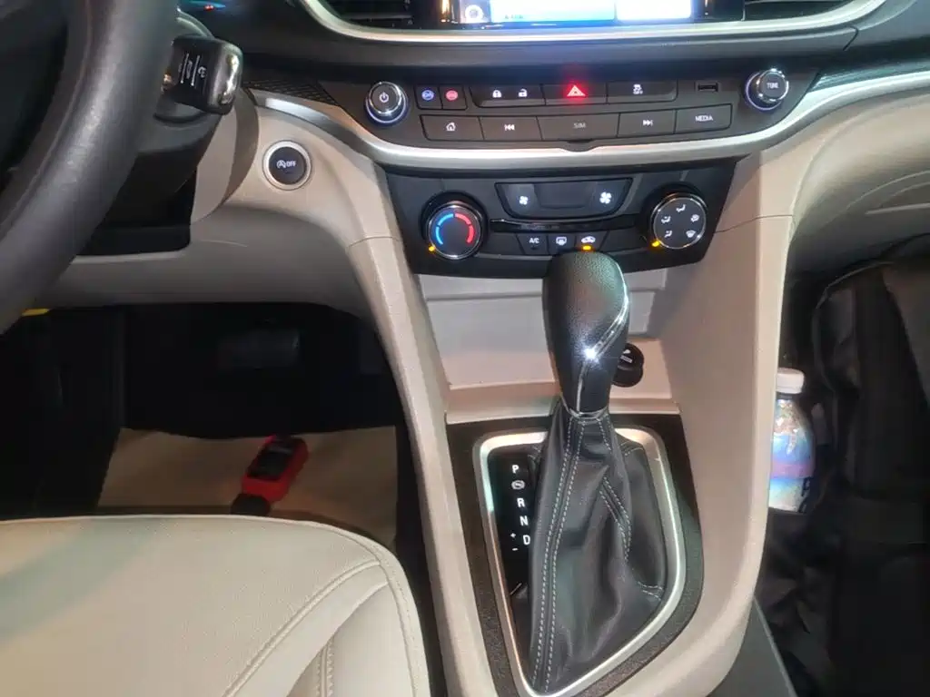 Buick Excelle — миниатюра 14