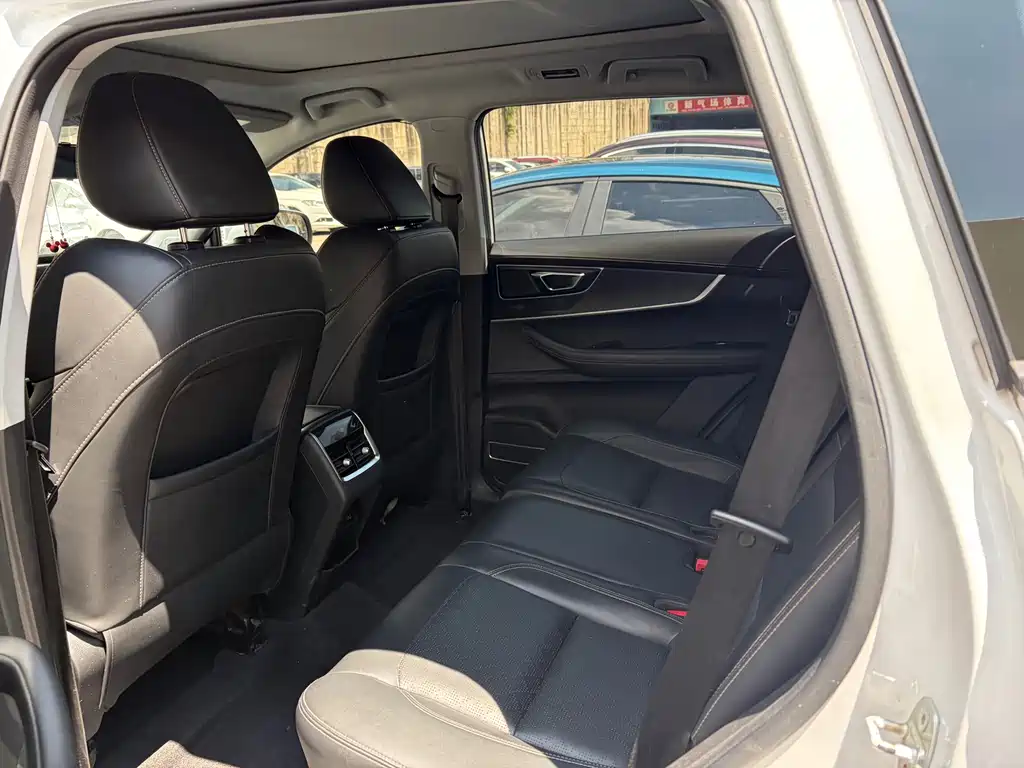 Chery Tiggo 8 — миниатюра 7
