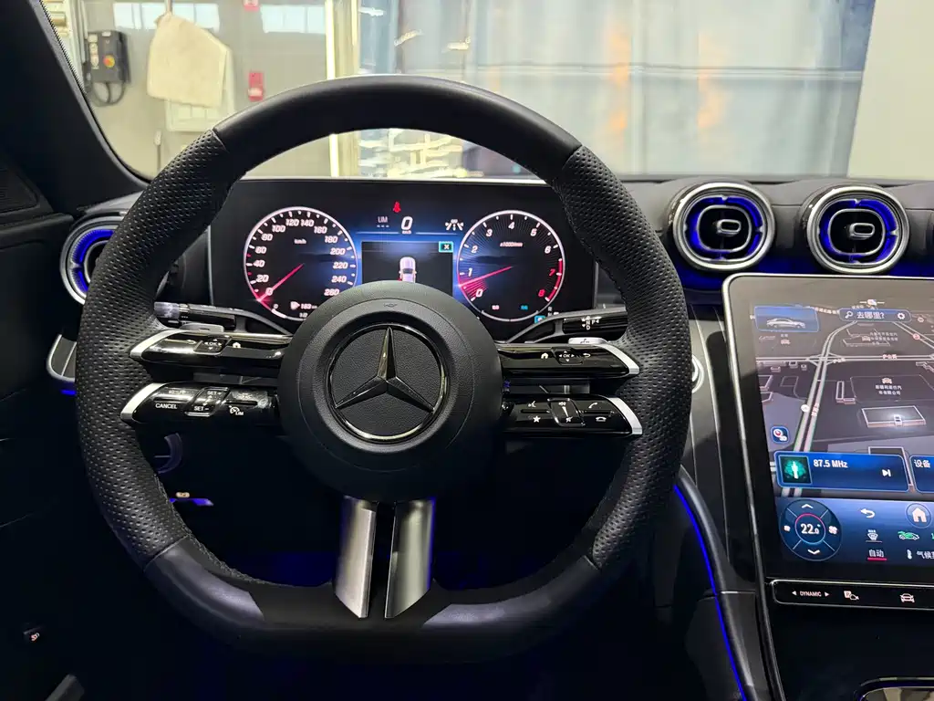 Mercedes-Benz C-Class — миниатюра 9