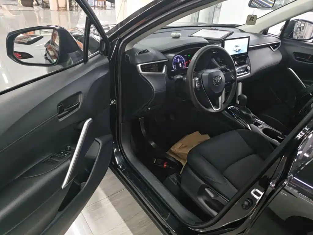 Toyota Frontlander — миниатюра 16