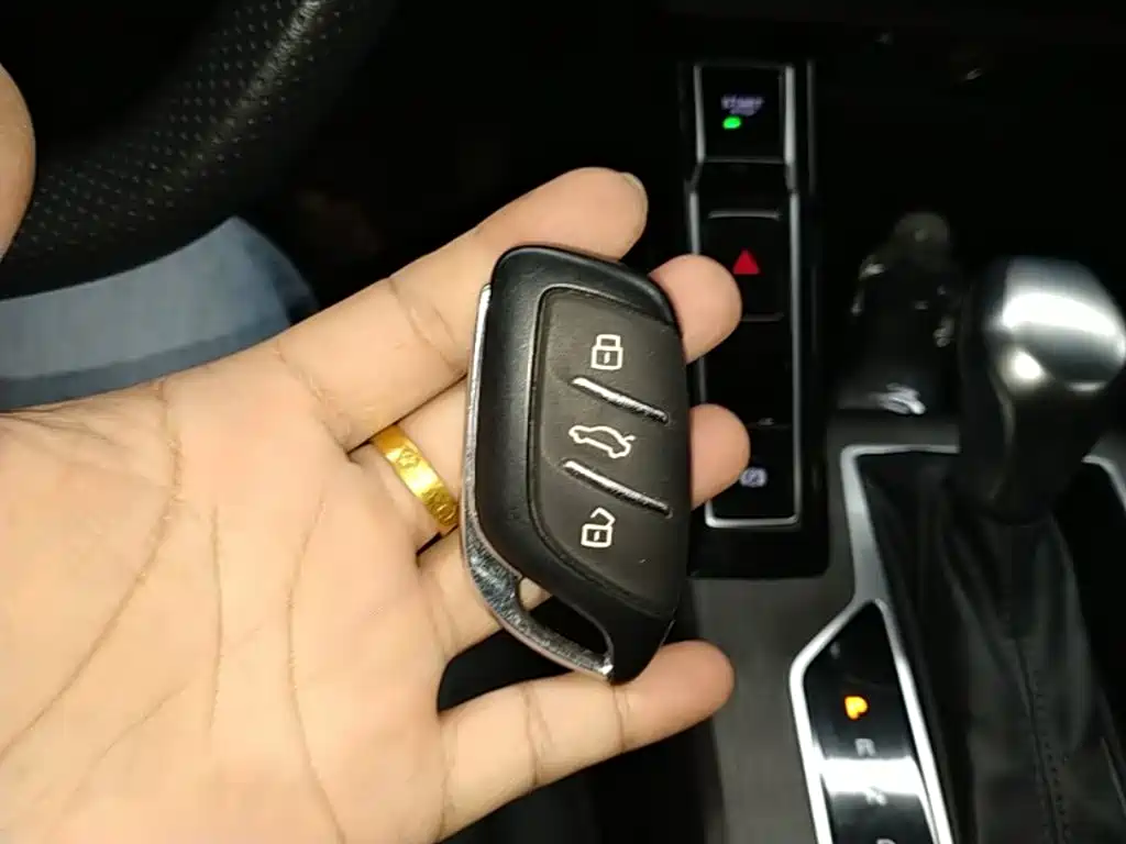 Roewe i5 — миниатюра 9