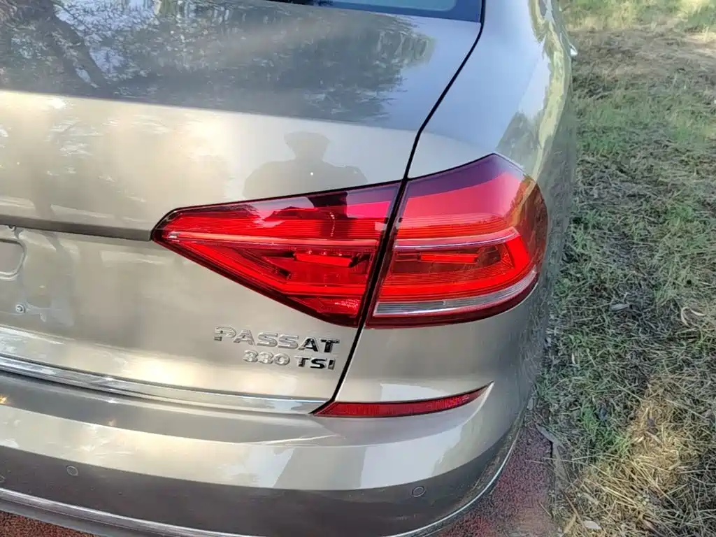 Volkswagen Passat — миниатюра 8