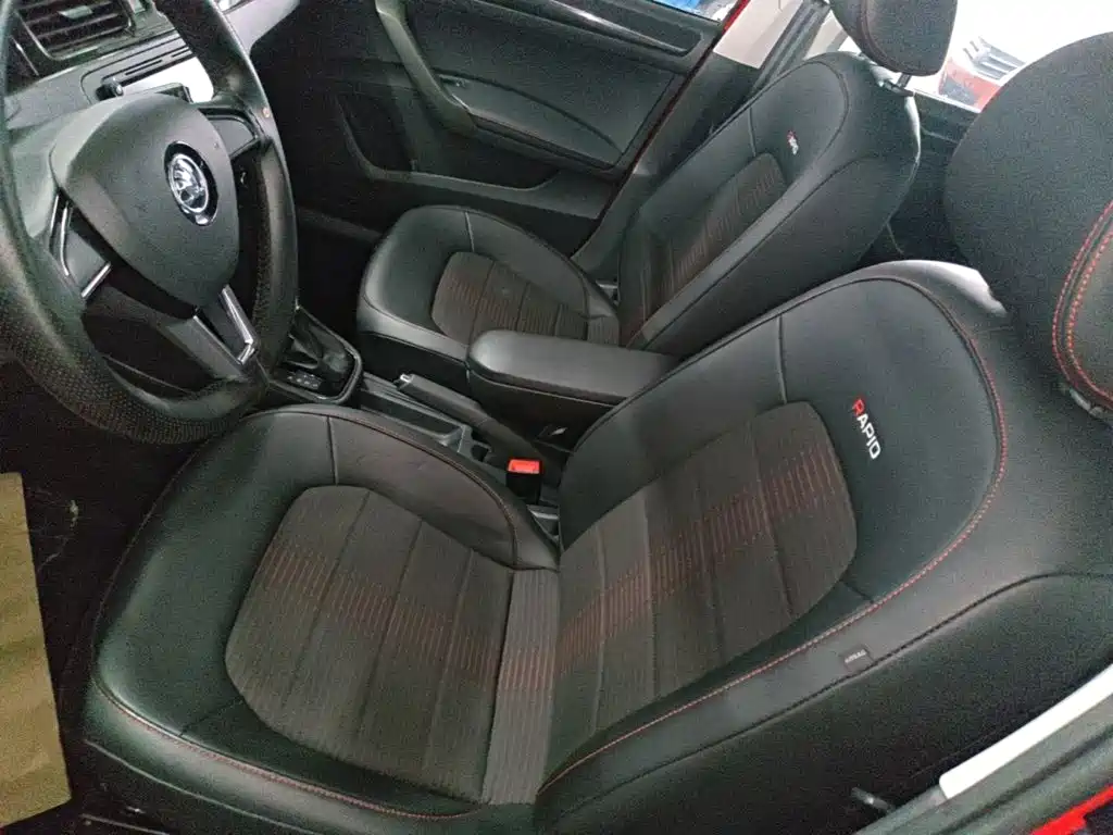 Skoda Rapid Spaceback — миниатюра 15