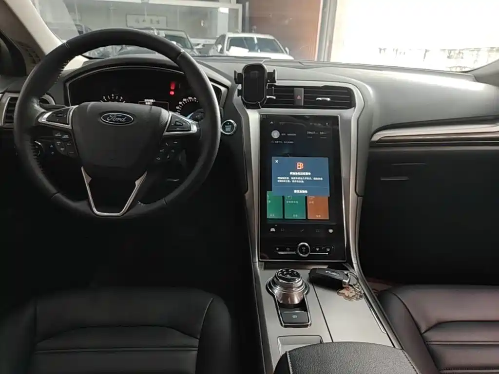 Ford Mondeo — миниатюра 13