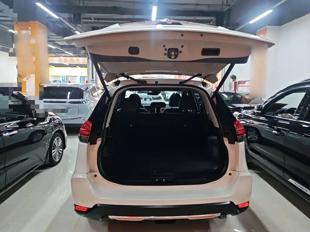 Nissan X-Trail — миниатюра 19