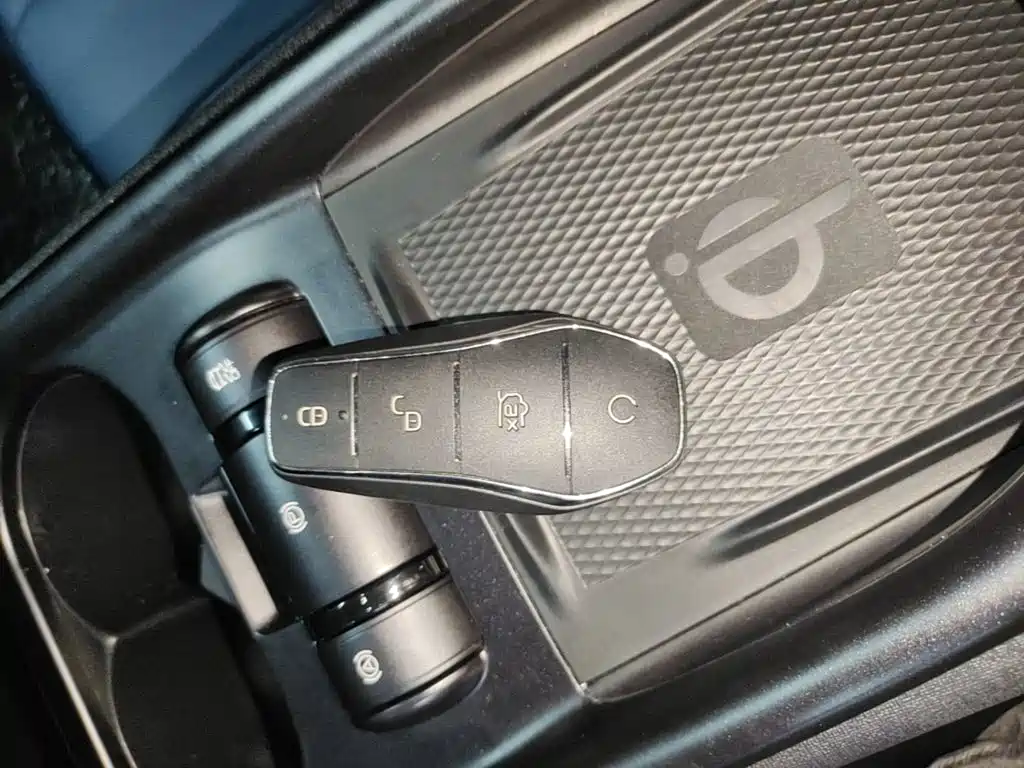 BYD Dolphin — миниатюра 9