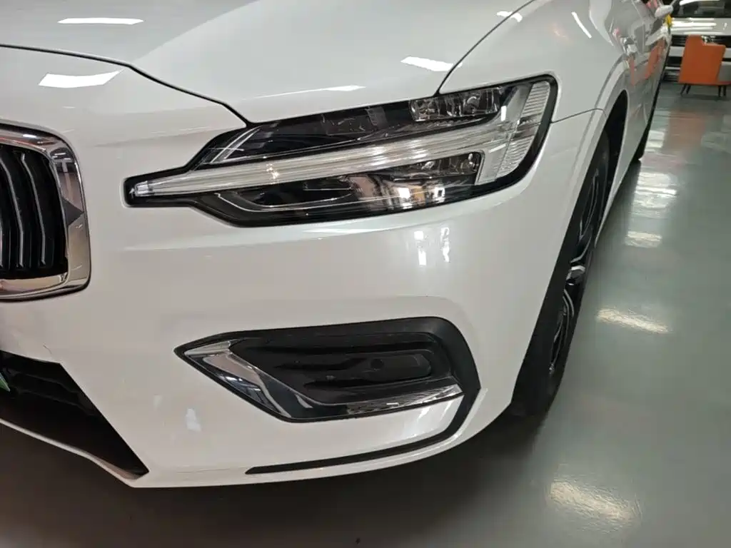 Volvo S60 — миниатюра 24