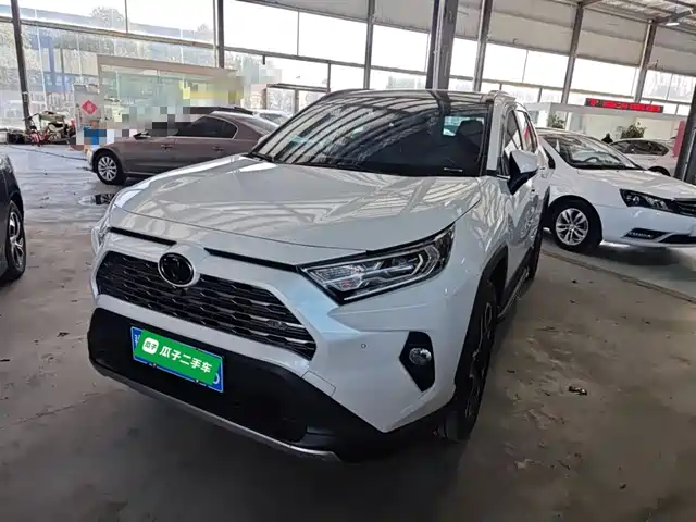 TOYOTA RAV4 RONGFANG