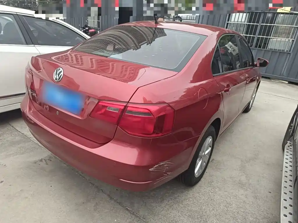 Volkswagen Jetta — миниатюра 7