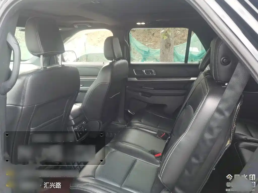 Ford Explorer (Import) — миниатюра 13