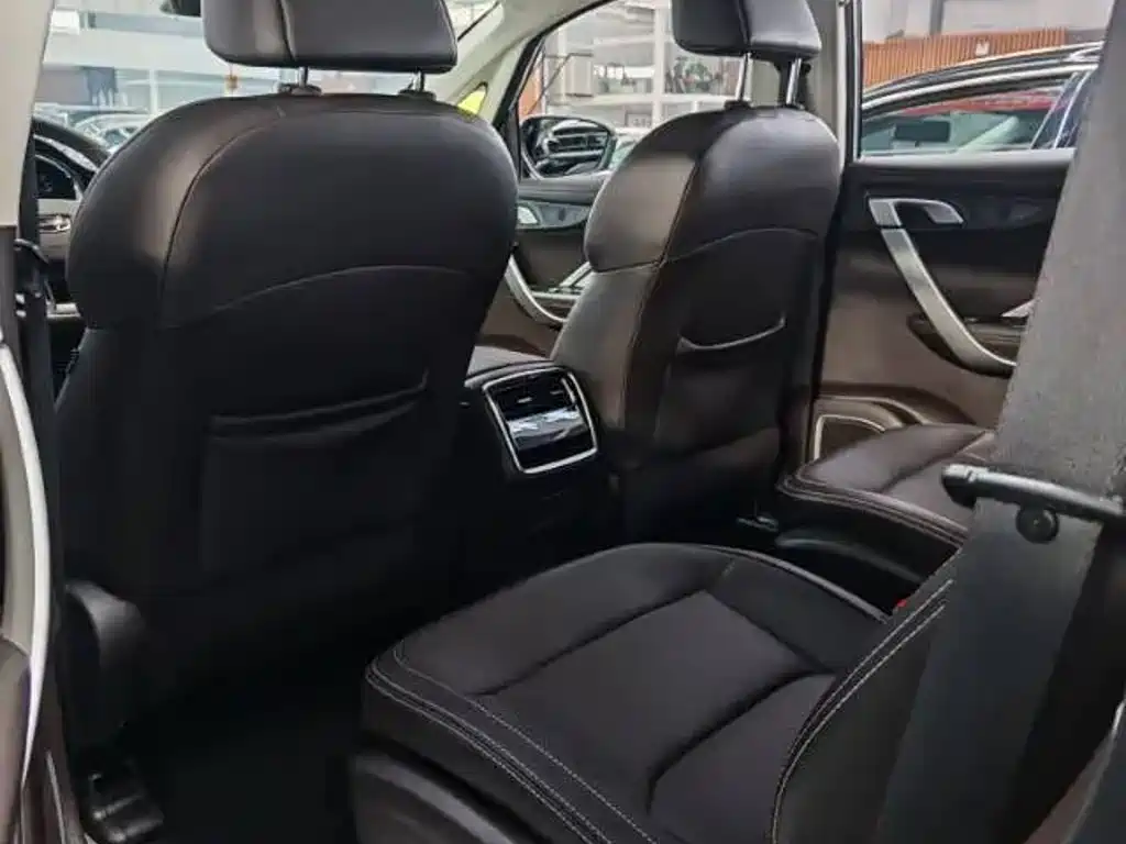 Geely Jia Ji — миниатюра 5