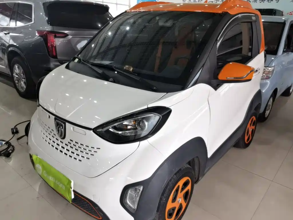 Baojun E100