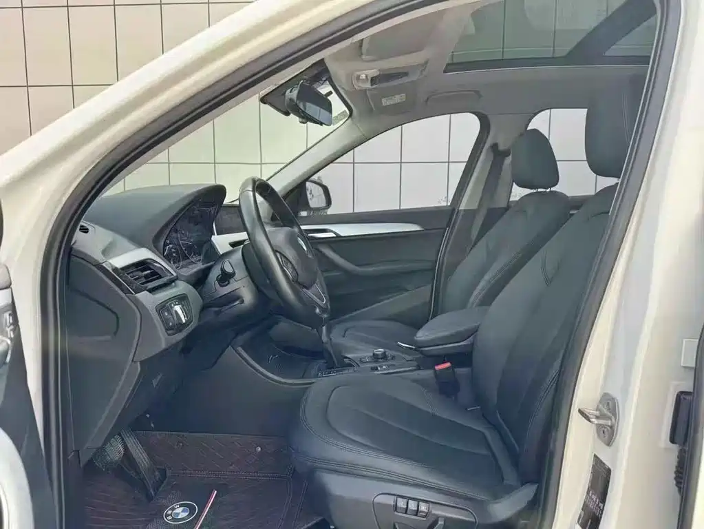 BMW X1 — миниатюра 4